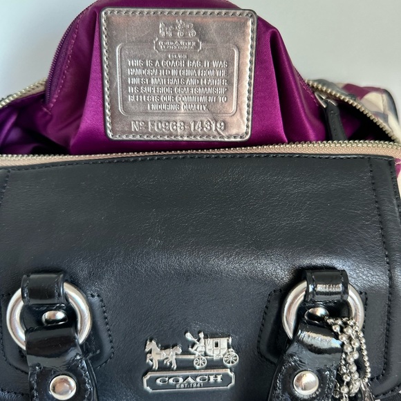 Authentic Rare Coach F0968 - Picture 11 of 11